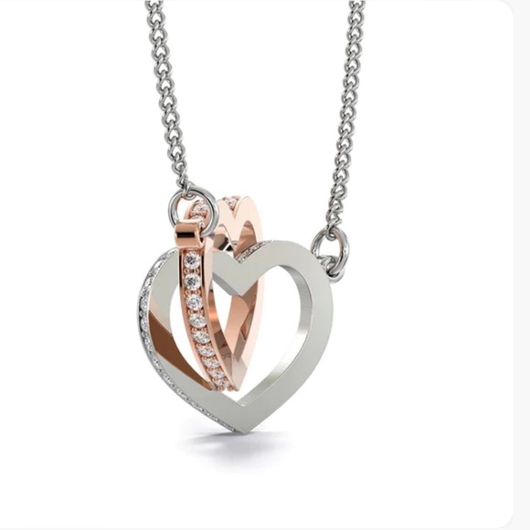 Jewelry - NEW Interlocking heart necklace